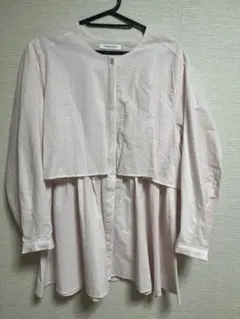 ピンクブラウス