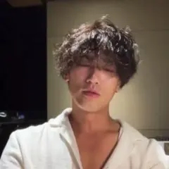【新品・未使用タグ付き】赤西仁 着用 ZARA テクスチャーシャツ Mサイズ