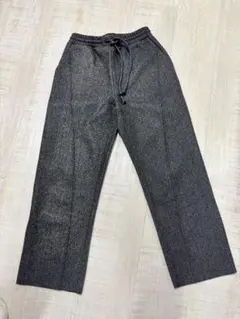 ウールパンツ