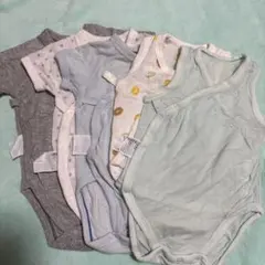 UNIQLOベビー肌着 半袖とノースリーブ 5枚セット