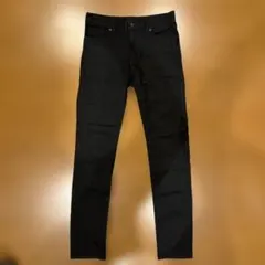 ブラックスキニーデニムUNIQLO