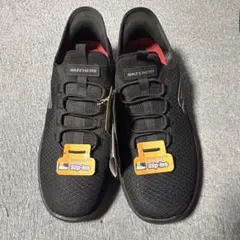 SKECHERS Slip-Ins ブラックスニーカー