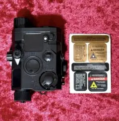 PEQ-15タイプ エイミングデバイス ブラック 専用ステッカー付き