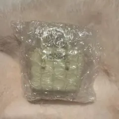 JILL by JILLSTUART ミニビジューロイヤルトートキーホルダー 白