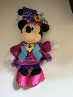 ディズニーシー　10周年 Be Magical！ミニーマウス　ぬいぐるみバッジ