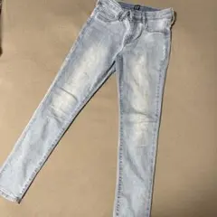ライトブルースキニーパンツ