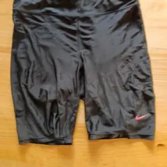 Nike ブラック ショートタイツ