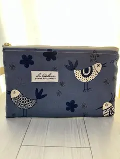 フラットポーチ ＊ハンドメイド 通帳＊母子手帳＊お薬手帳ケースに　小物整理に