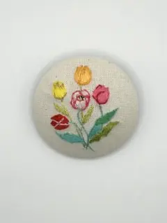 刺繍チューリップ柄ブローチ#2