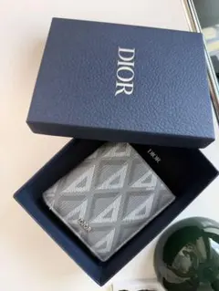 DIOR 二つ折り財布 グレー　ディオールのサムネイル