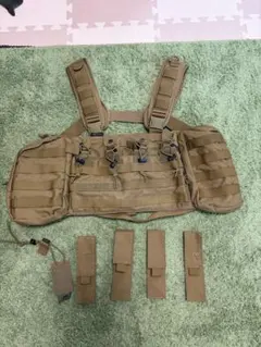 P90 CHEST RIG with GRID CUT HARNESS - メルカリ