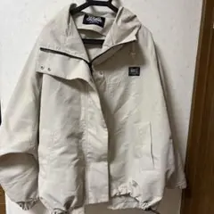 ロデオクラウンズ　マウンテンパーカー　ベージュ