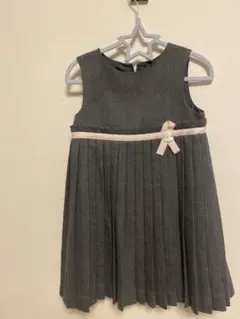 グレー プリーツドレス リボン付き