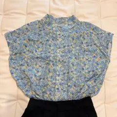 ハーモニカ リバティプリント フレンチスリーブ ブラウスのサムネイル