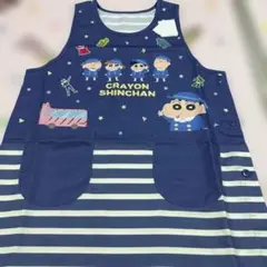 新品未使用☆クレヨンしんちゃん　エプロン　M-L 幼稚園　保育園