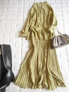 ミラオーウェン 畦編みニット×プリーツスカート 2点セットアップ イエロー