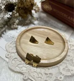 ステンレス素材　デザイン　ポストピアス　②