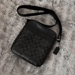 COACH／ショルダーバッグ