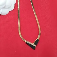 ゴールド✕ブラック　ネックレス　高見え