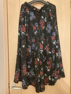 【ジーナシス 】花柄ワイドパンツ