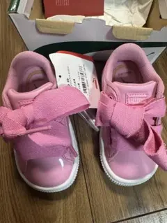 新品 PUMA バスケット ハート パテント インファント 13cm
