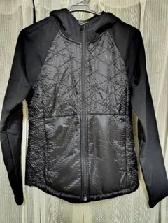 アンダーアーマー　レディス コールドギア リアクターハイブリットライトジャケット