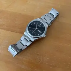 CASIO クォーツ 腕時計 本体のサムネイル