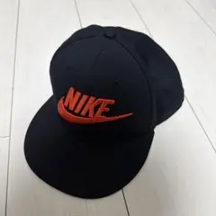 Nike ブラックオレンジ キャップ