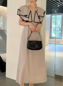 SNIDELラッフルカラーパイピングワンピース