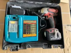 極美品】マキタ 充電式インパクトドライバー TD122D ほぼ新品 - メルカリ