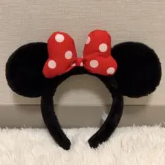 ミニーマウス カチューシャ 赤い水玉リボン