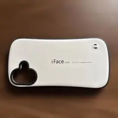 iFace iPhone16用ケース ホワイト