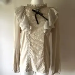 axes femme 長袖カットソーブラウス ベージュ最安値❣️