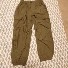 Item thumbnail for item e77fe1a3-806e-4ecc-acac-880d05014104