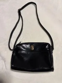 しまむら　ショルダーバッグ ブラック　フェイクレザー　レディース