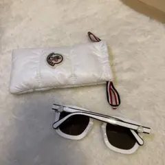 MONCLER サングラス ホワイト 専用ケース付きのサムネイル