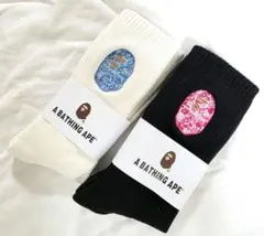 新品未使用　A BATHING APE 　エイプ　靴下 ソックス　刺繍黒白2足のサムネイル