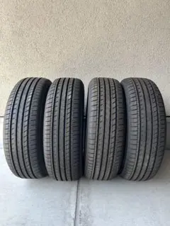 ヨコハマタイヤ　185/65R15 BlueEarth-GT 4本のサムネイル