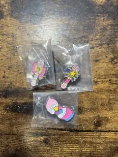 アイカツ プリパラ ガチャガチャ ピンズ セット売り