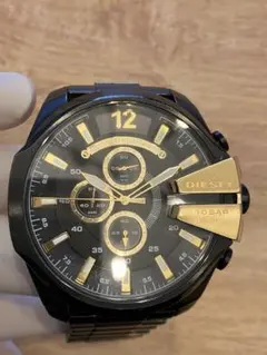 DIESEL 腕時計　黒金