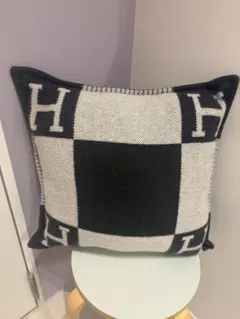 HERMES アヴァロン・ジャンプH クッション カシミア混ウール ブルー系