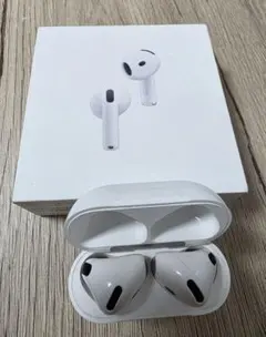 AirPods 4 本体 ホワイト 充電ケース付き