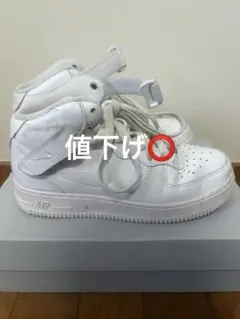 NIKE AIR FORCE 1 MID ホワイト
