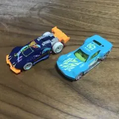 Hot Wheels ミニカー 2台セットのサムネイル