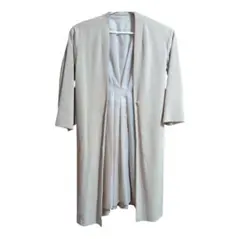 後ろプリーツデザイン　ノーカラースプリングコート　M