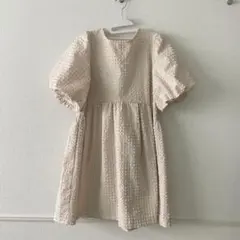 【美品】w closet ダブルクローゼット　バッグリボンパフスリーブチュニックのサムネイル