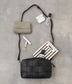 【最終値下げ】☆美品☆ イアクッチ ベルタ XS ブラックのサムネイル