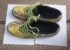 アシックス　フットサルシューズ　室内用