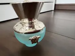 Versace Dylan Turquoise オードトワレ 30mlのサムネイル