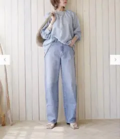 ユニクロU ワイドフィットカーブジーンズ24のサムネイル
